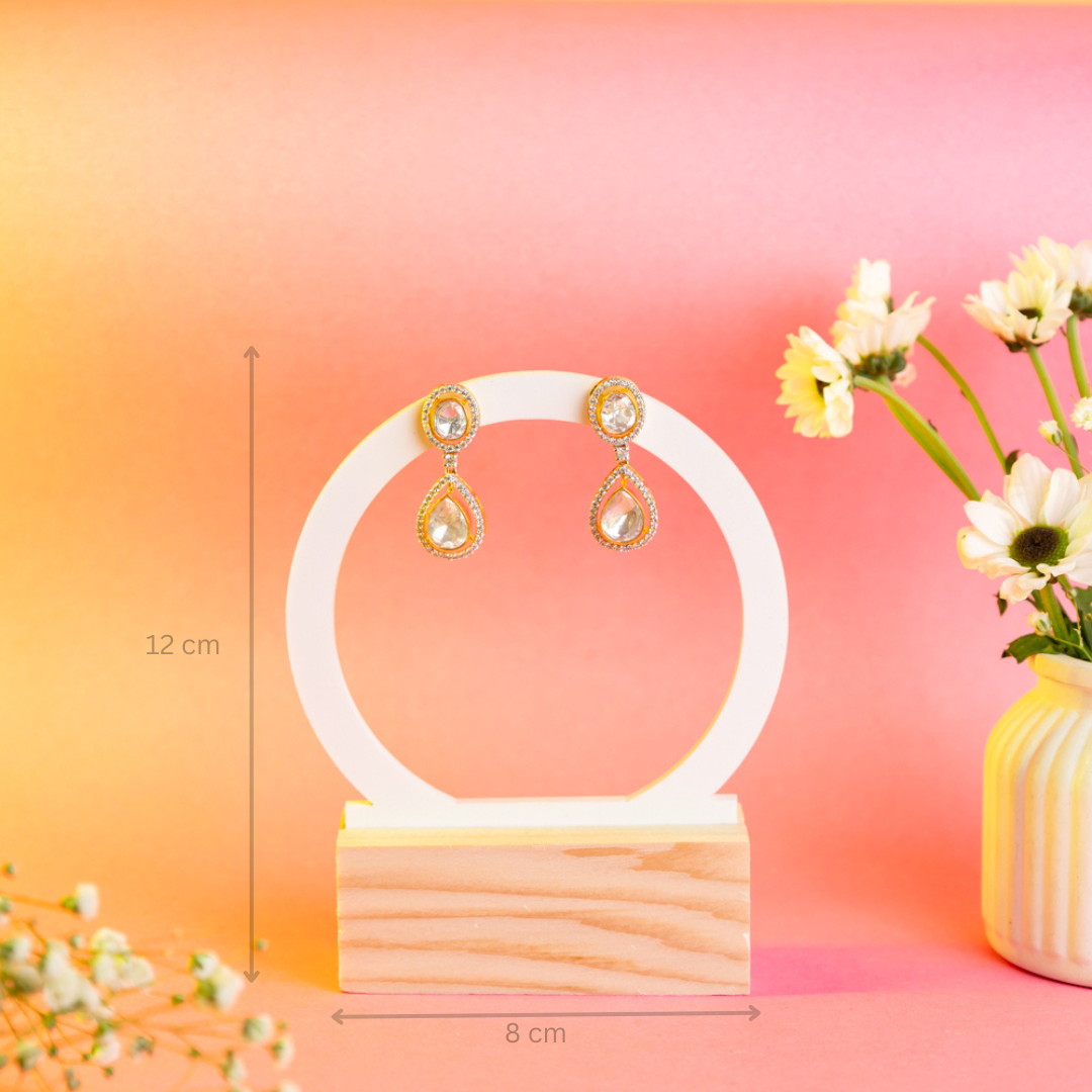 TYL ™ Minimalist Circle Earring Holder with Natural Wooden Base