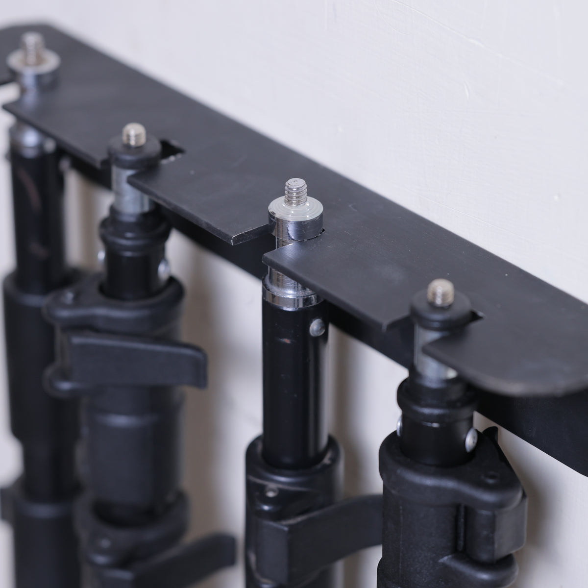 TYL 4-in-1 Light Stand Wall Mount