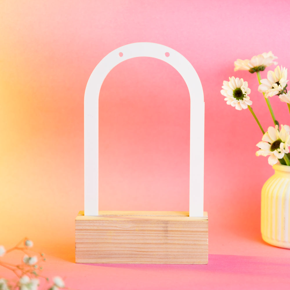 TYL ™ Classic Arc Earring Display Stand with Natural Wooden Base