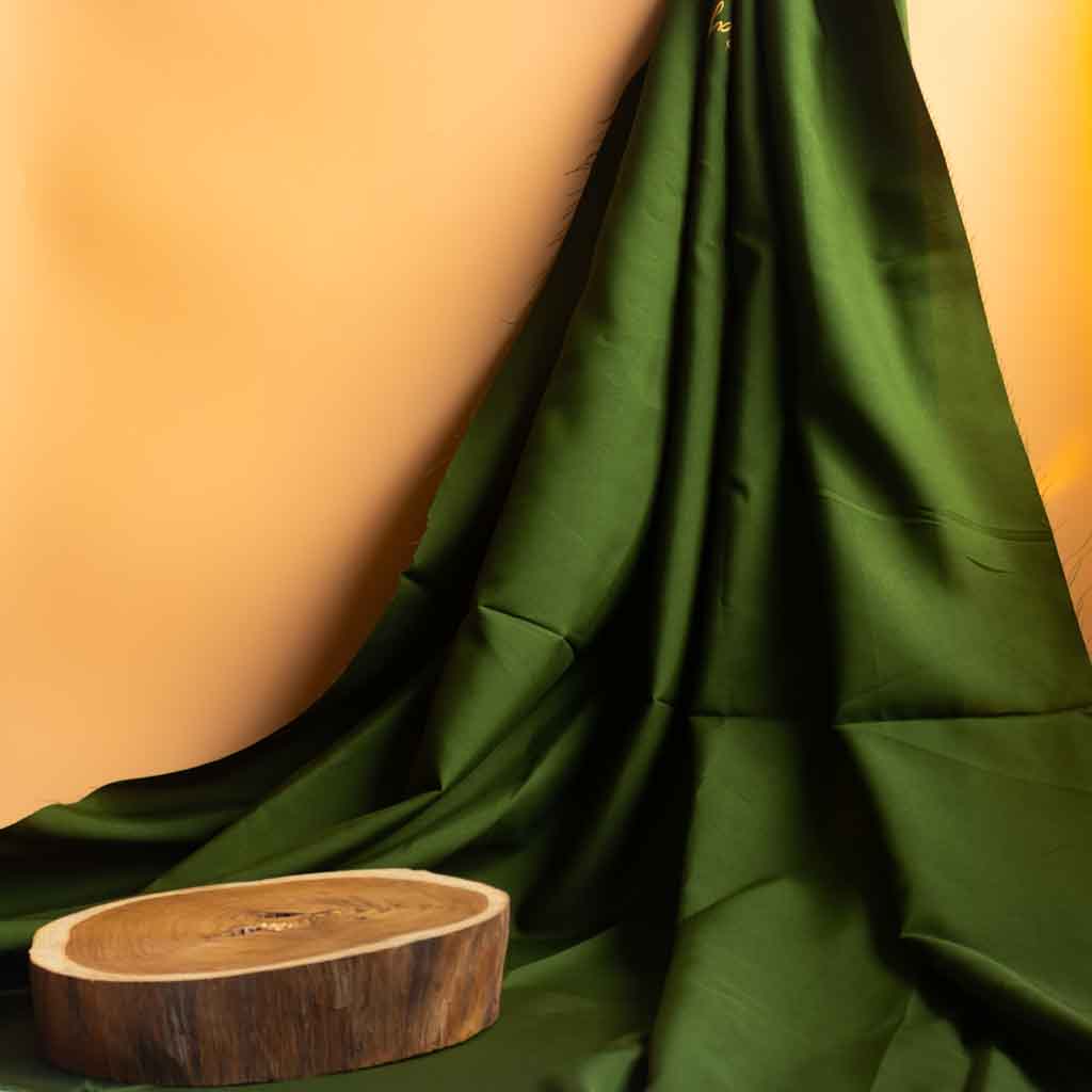 Green Luxe Crepe Display Cloth for Professional Photography Backdrop