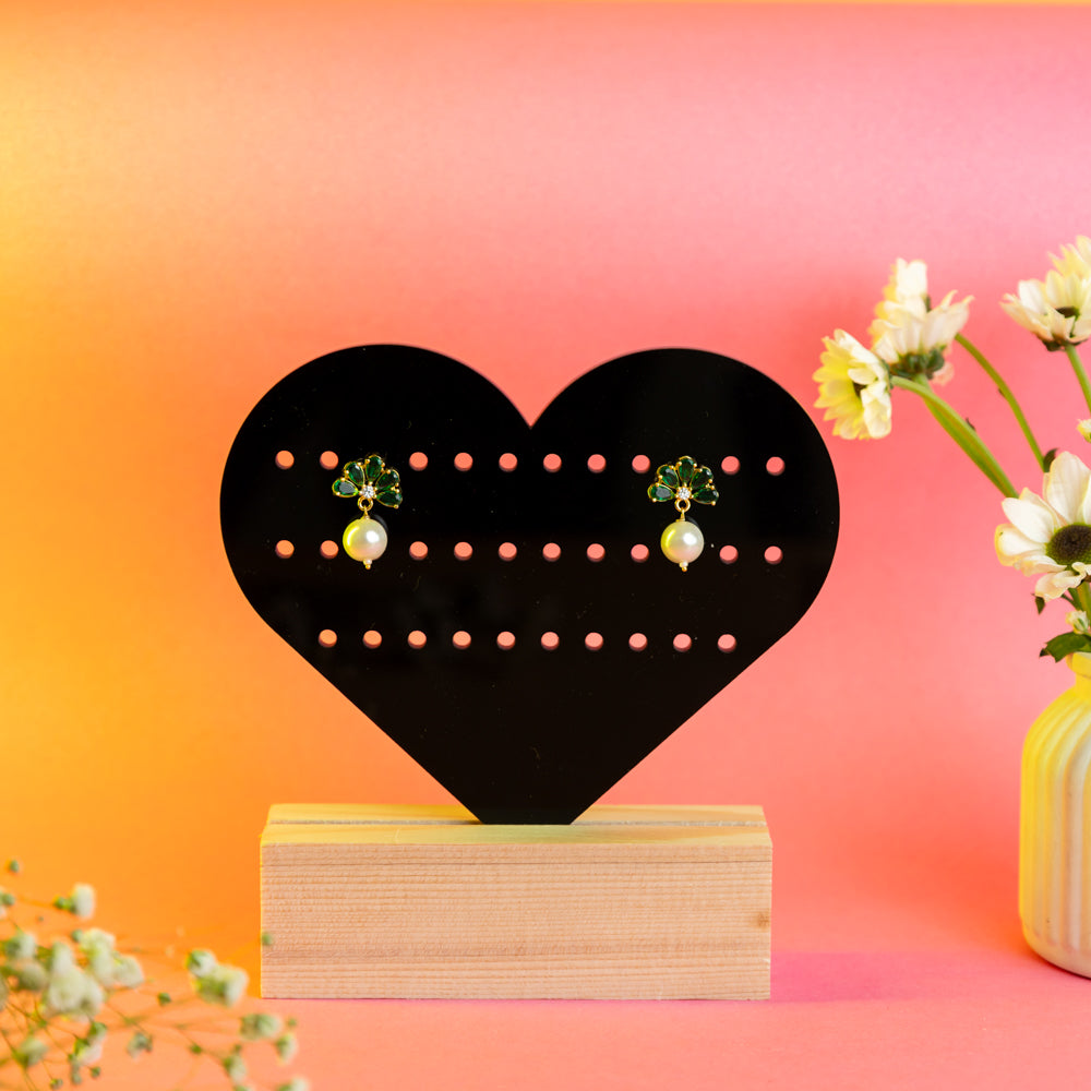 TYL Acrylic heart earring jewelry holder with natural wooden base