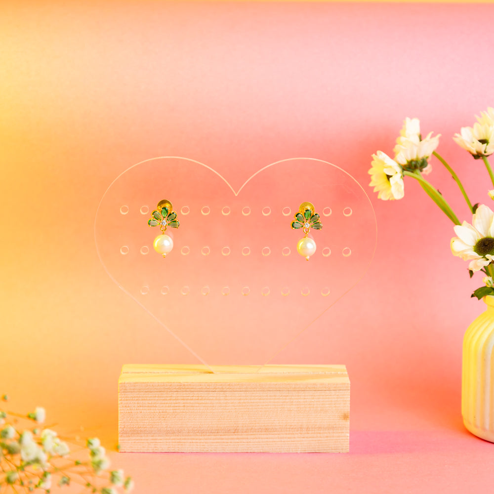 TYL Acrylic heart earring jewelry holder with natural wooden base