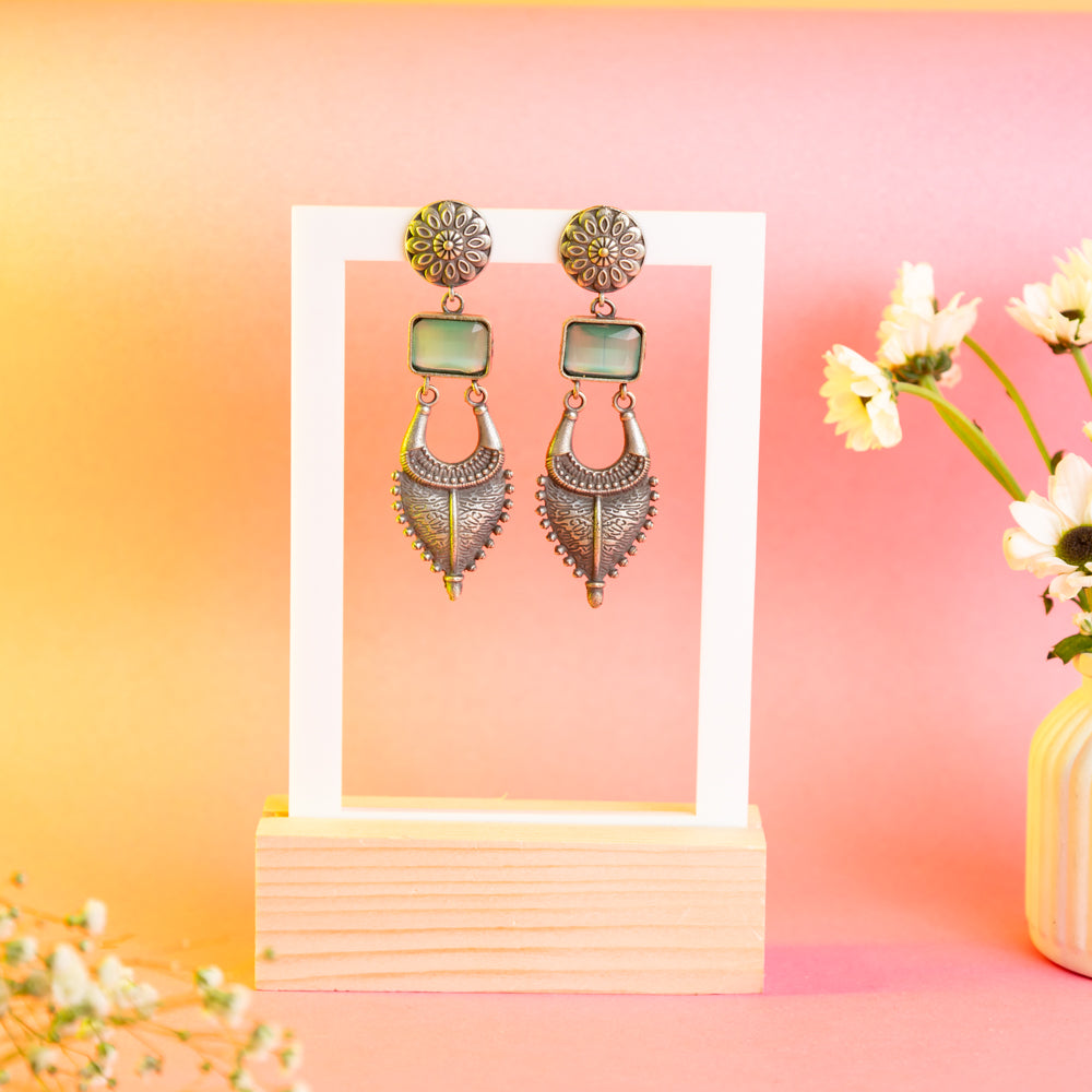 TYL Acrylic Rectangle Earring Frame with Natural Wooden base